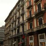 Il palazzo Susca, su via Cardassi, che risale al 1904. Qui � possibile notare la raffinatezza dei pilastretti che sostengono la ringhiera dei balconi
